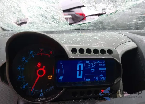 2015 Chevrolet Sonic Lt Auto из США, поврежденный, VIN 1G1JC5SH1F4216655